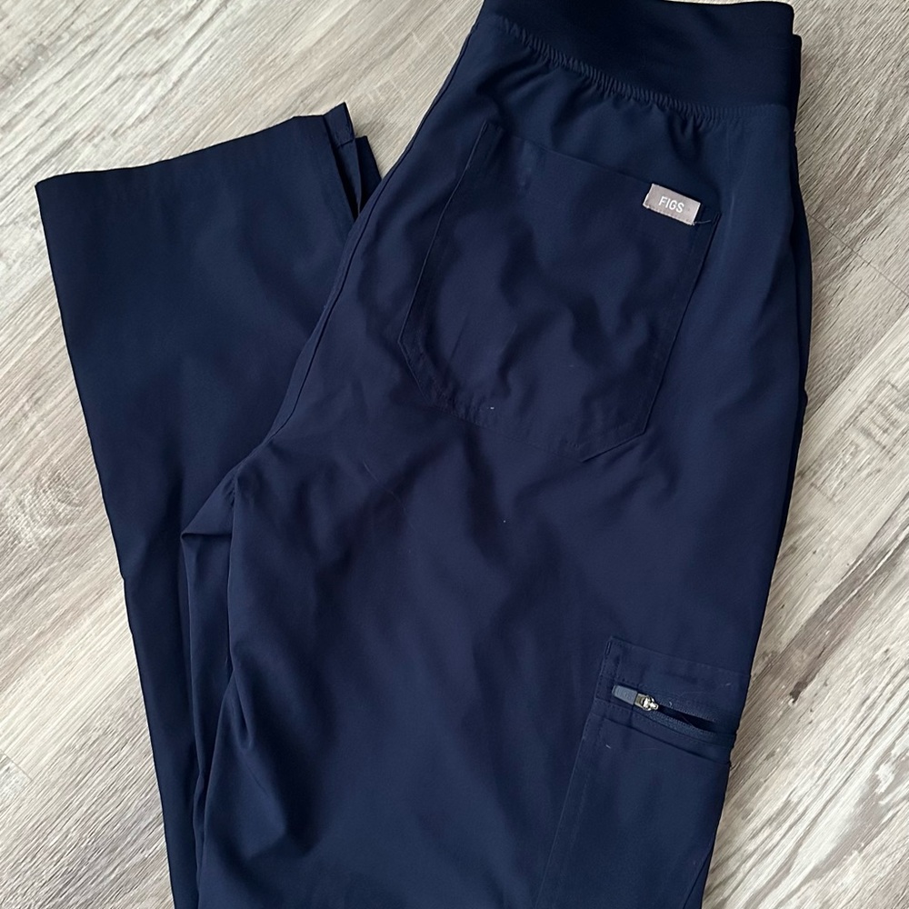 FIGS FREEx ™ Lined Yola™ High Waisted Scrub Pants